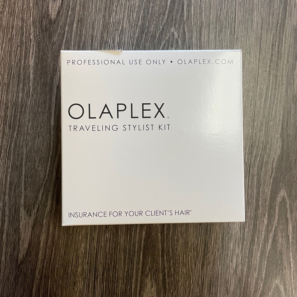 Olaplex traveling stylist kit New